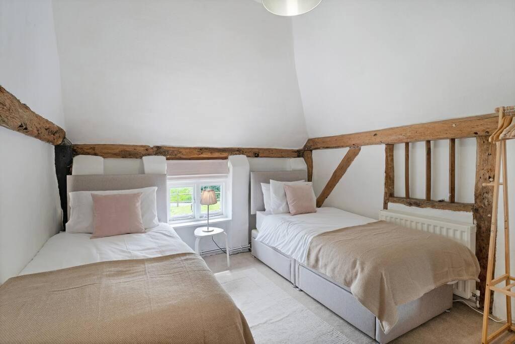 Local Walks Pub Gardens Pet Friendly Landscaped Gardens And Free Private Parking Villa Doddington  Dış mekan fotoğraf