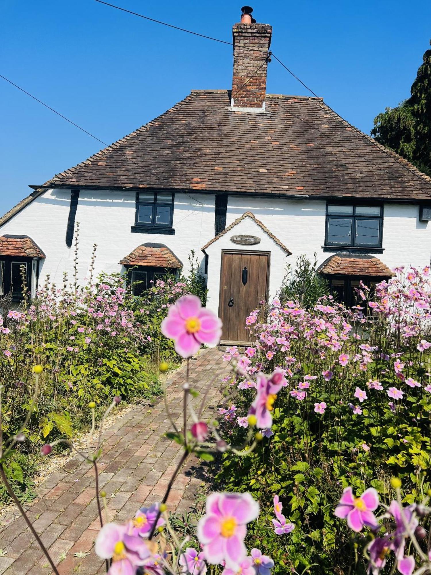 Local Walks Pub Gardens Pet Friendly Landscaped Gardens And Free Private Parking Villa Doddington  Dış mekan fotoğraf